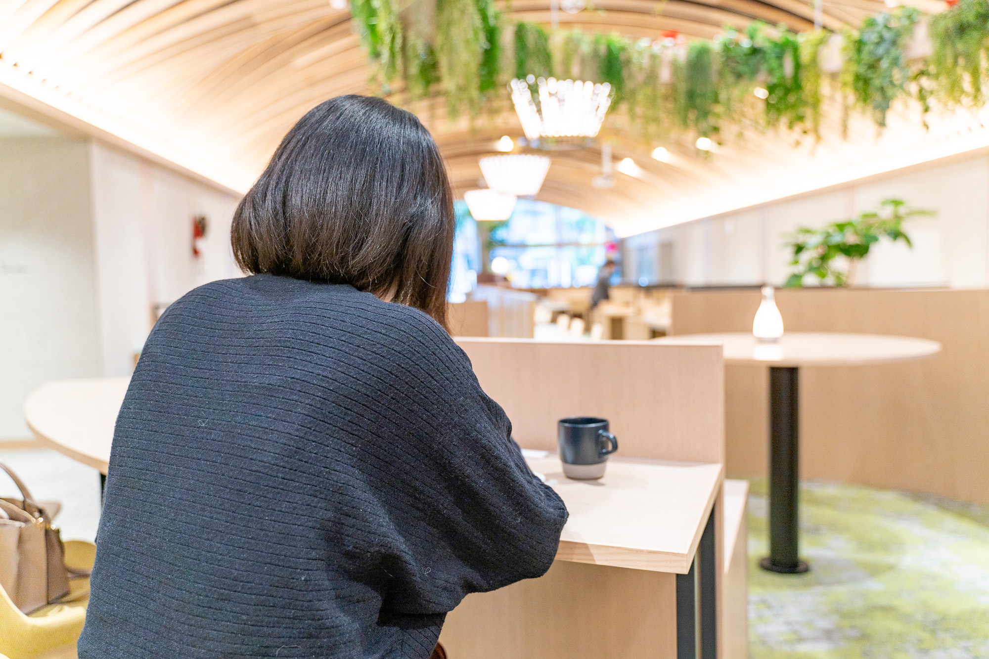 一階のカフェエリア